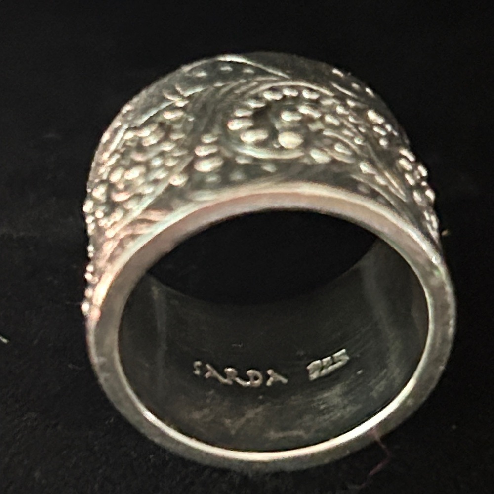 Bali Sterling Band Ring - Picture 2 of 3